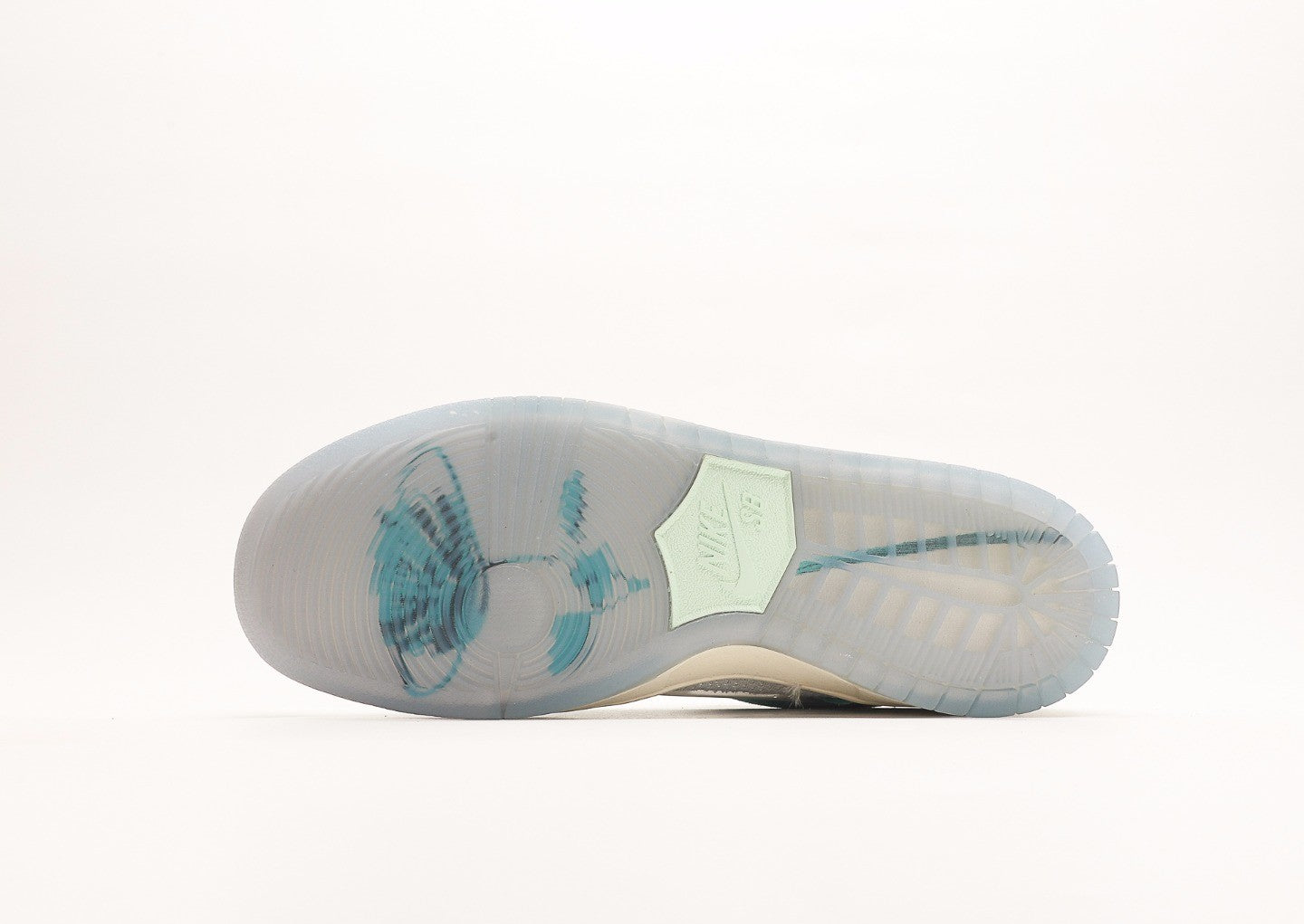 Nike SB Dunk low pro "April"